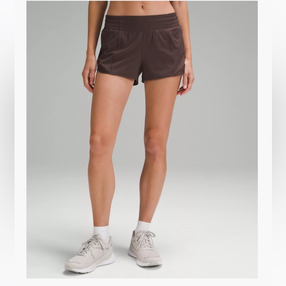 Lululemon Hotty Hot High-Rise Lined Short 2.5"